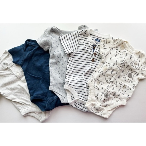 Various Brands • Old Navy/Gap/Unbranded Baby Onesies Pack of 5 - Picture 1 of 6